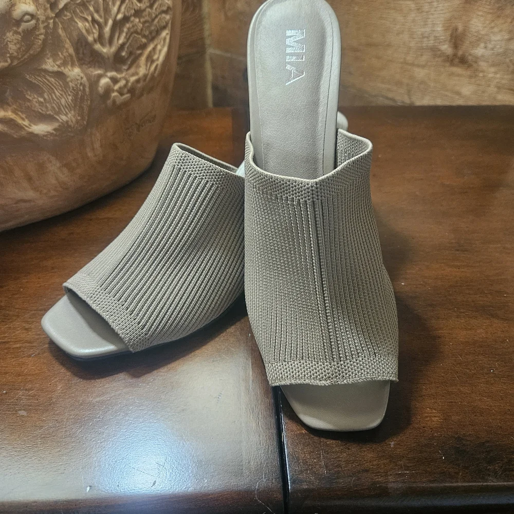 MIA Women's Gray Textured Mules - Picture 2 of 9